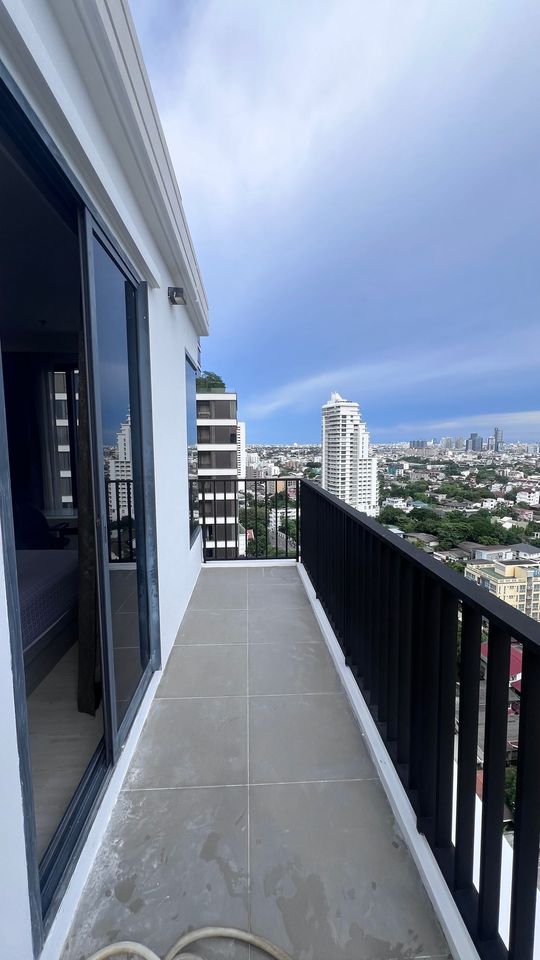 M Thonglor 10 - Image 7