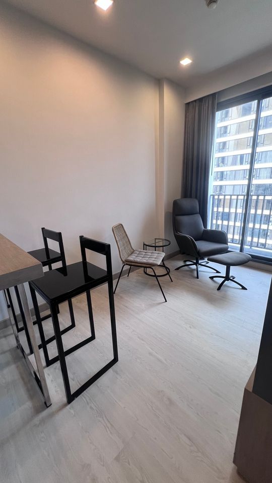 M Thonglor 10 - Image 1