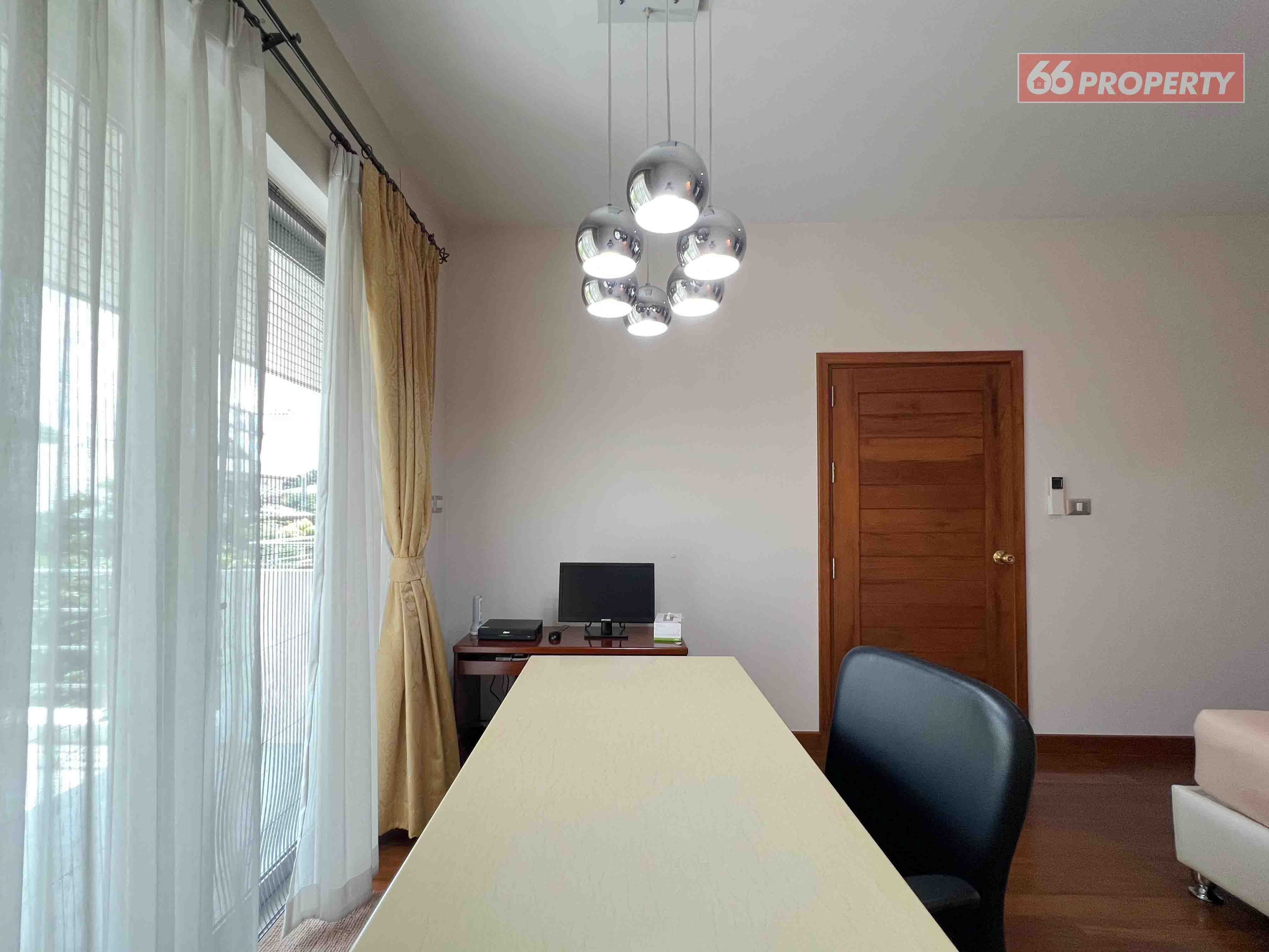 4 Bedroom House For Sale in Wat Ket, Mueang Chiang Mai, Chiang Mai - Image 17