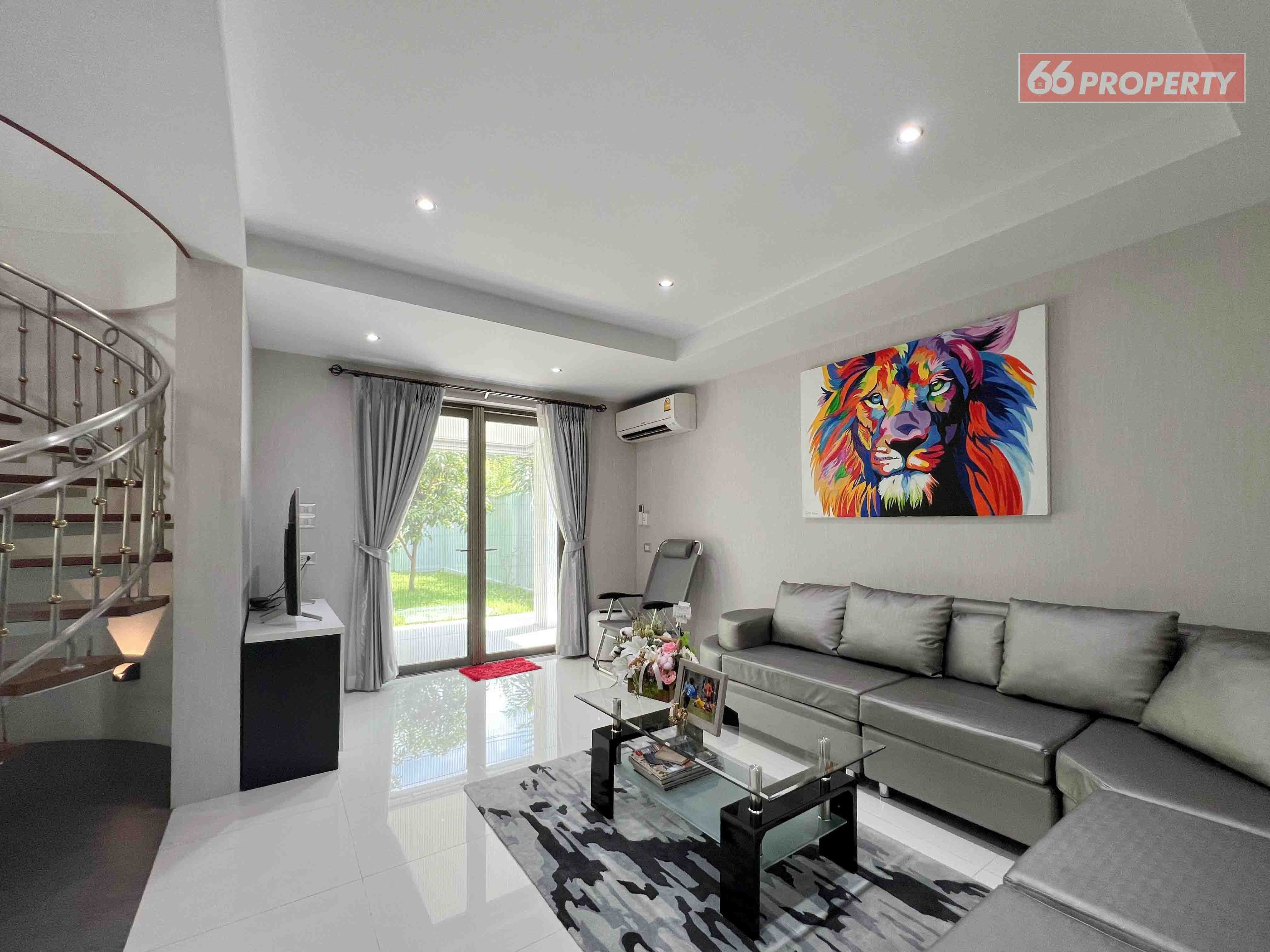 4 Bedroom House For Sale in Wat Ket, Mueang Chiang Mai, Chiang Mai - Image 6