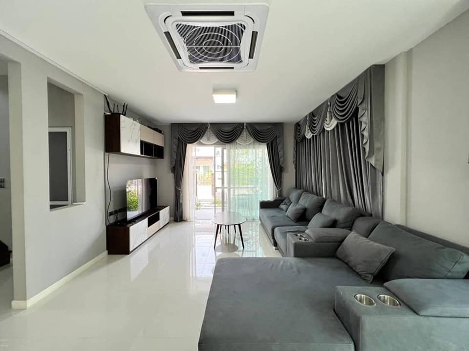 3 Bedroom House For Rent in Fa Ham, Mueang Chiang Mai, Chiang Mai - Image 2