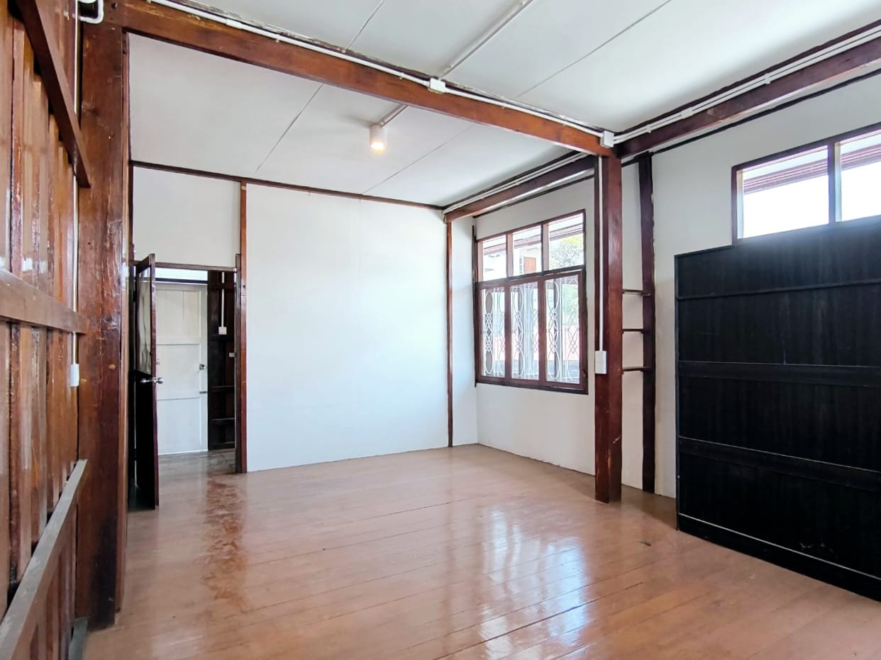 9 ห้องนอน บ้านเดี่ยว สำหรับเช่า ใน หนองแจง, บึงสามพัน, เพชรบูรณ์ - Image 14