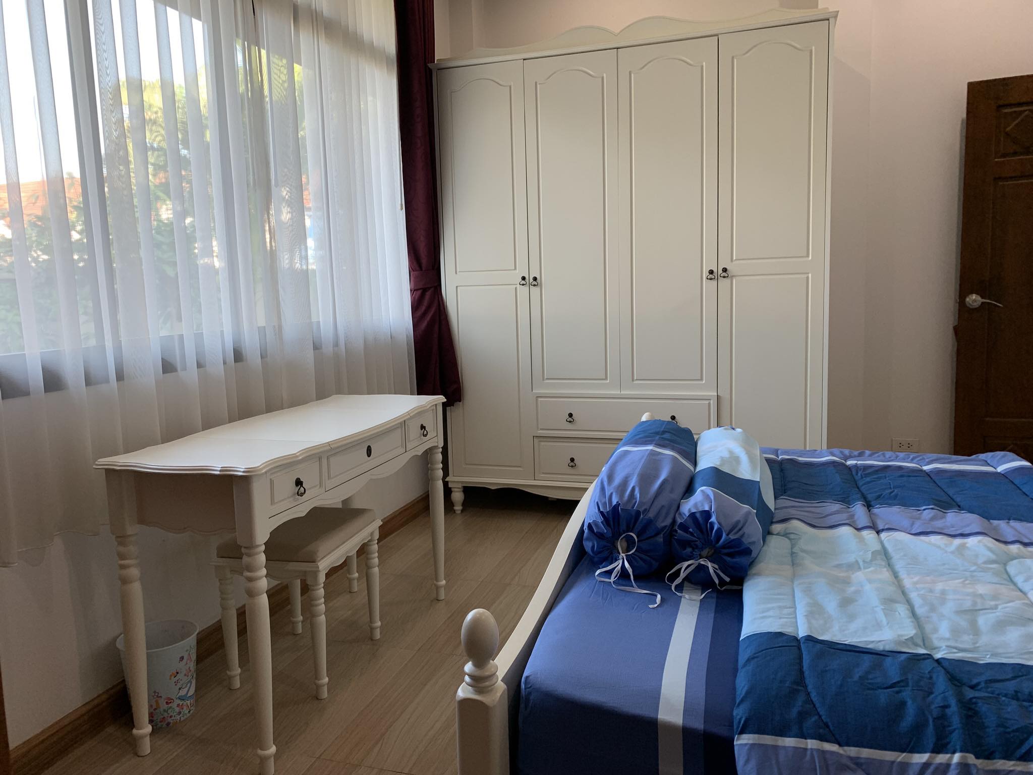 4 卧室 独立房屋  在  - Image 9