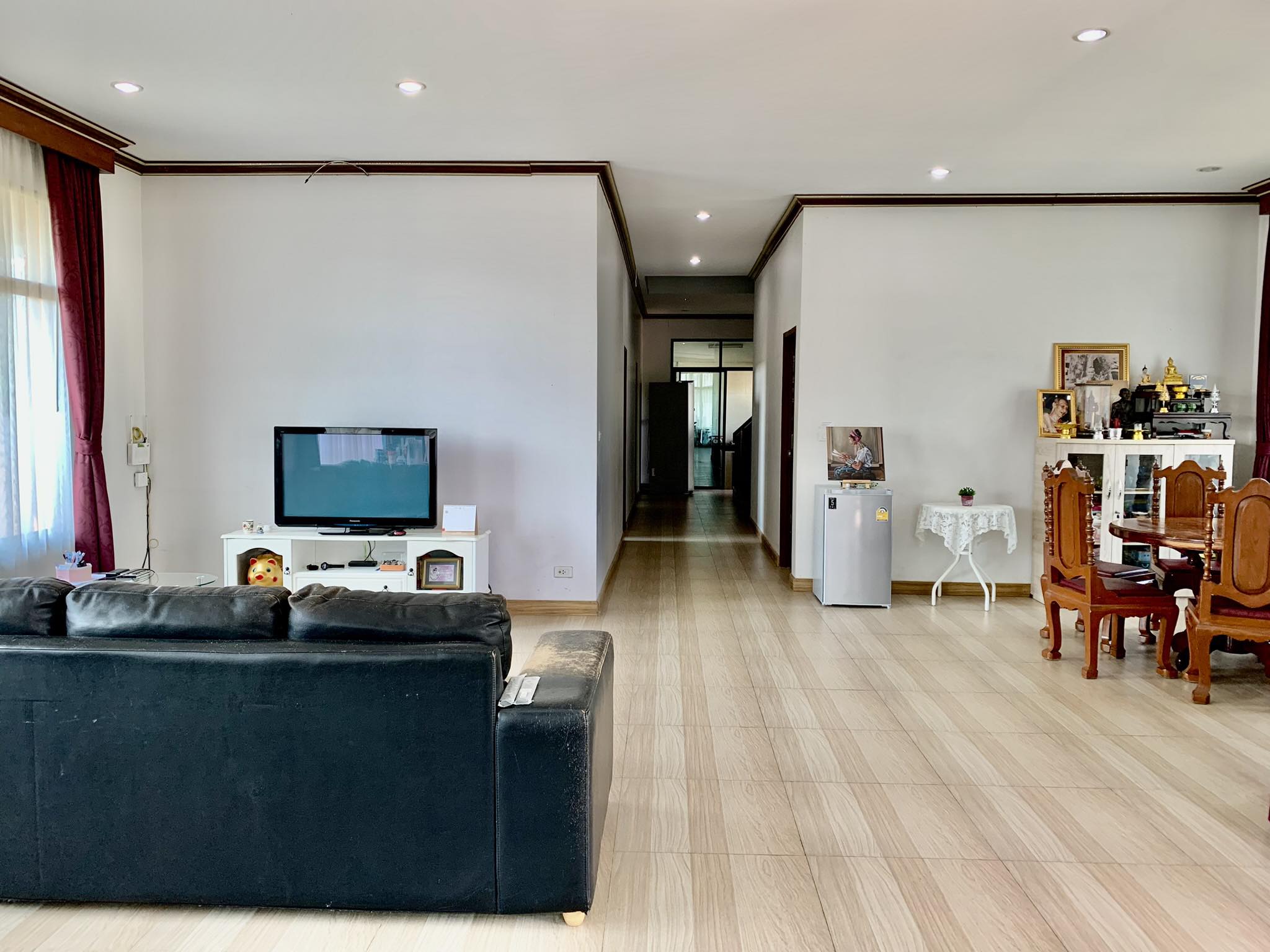 4 卧室 独立房屋  在  - Image 3