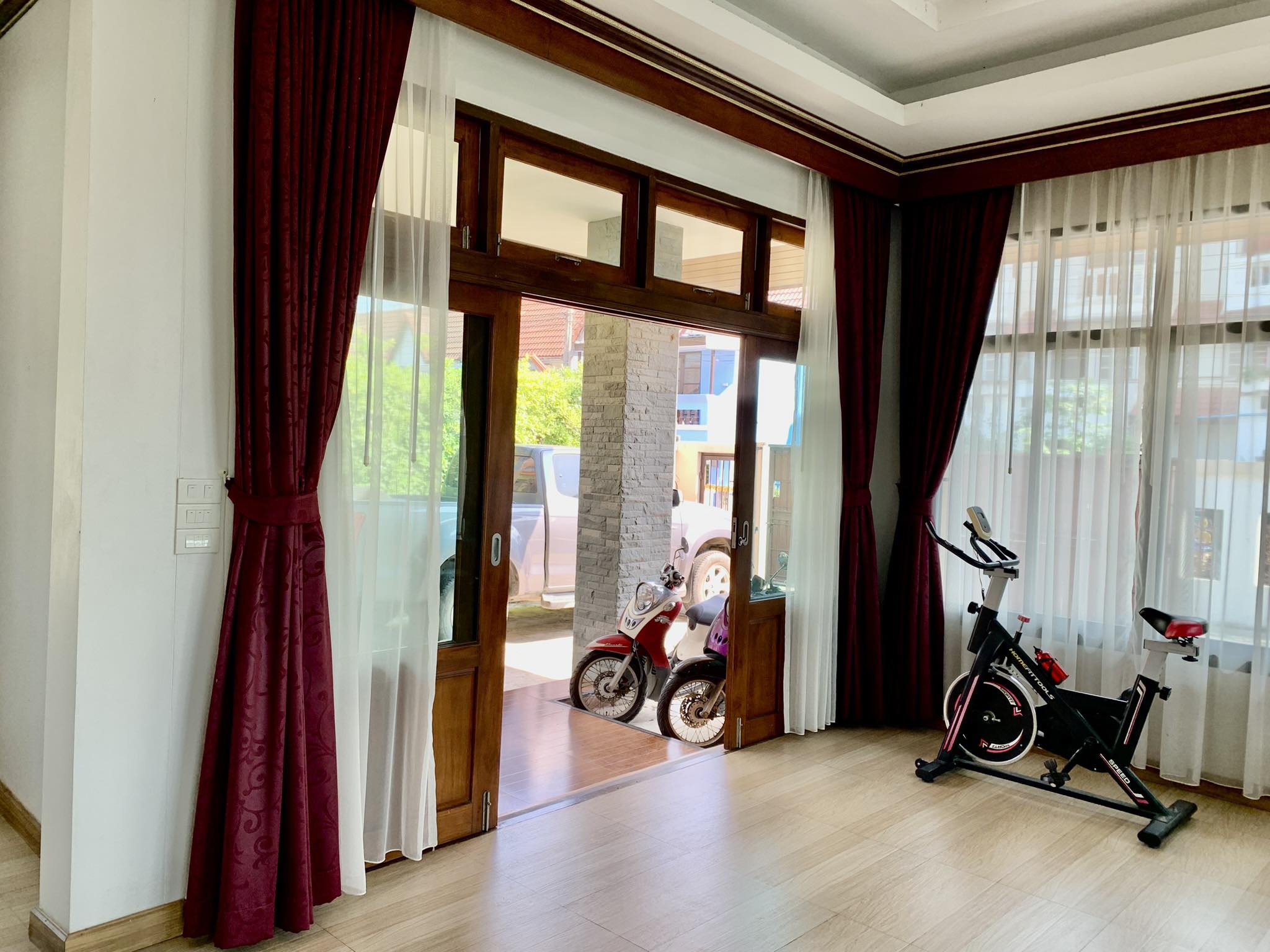 4 卧室 独立房屋  在  - Image 12