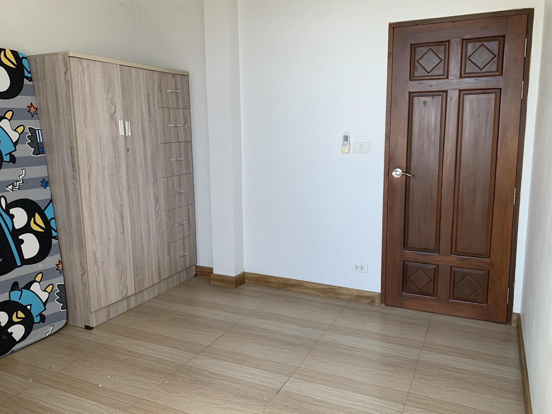 4 卧室 独立房屋  在  - Image 15