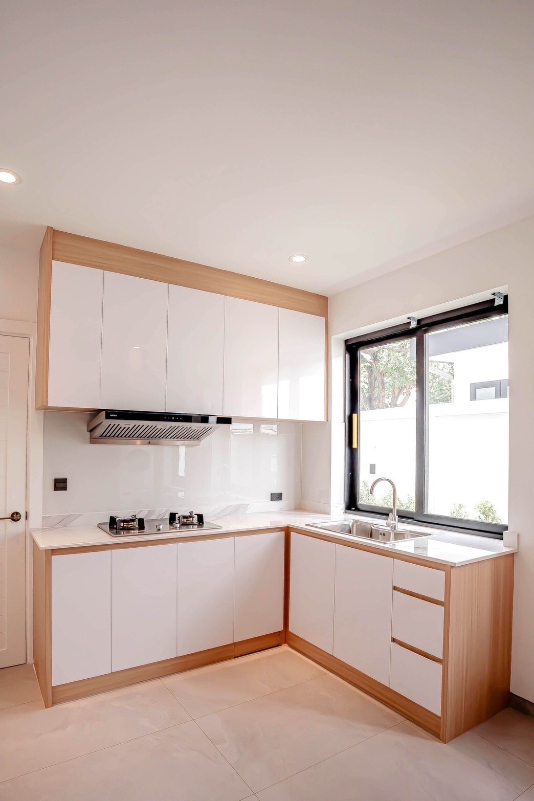 4 Bedroom House For Sale in Mae Hia, Mueang Chiang Mai, Chiang Mai - Image 13