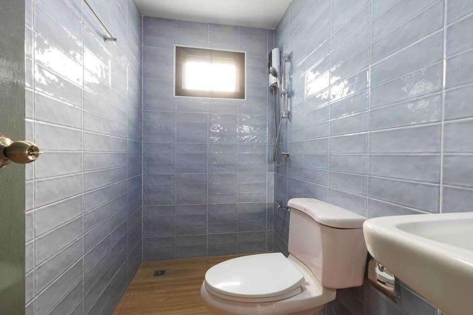 4 卧室 独立房屋  在  - Image 5