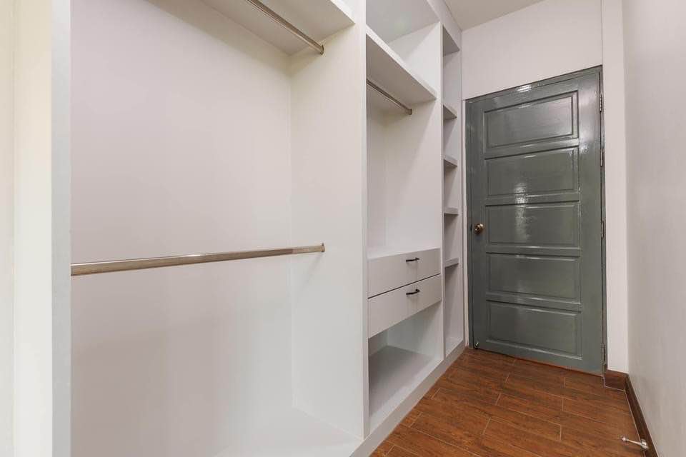 4 卧室 独立房屋  在  - Image 20