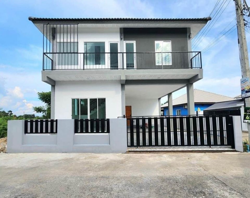 4 Bedroom House For Sale in San Phisuea, Mueang Chiang Mai, Chiang Mai - Image 7