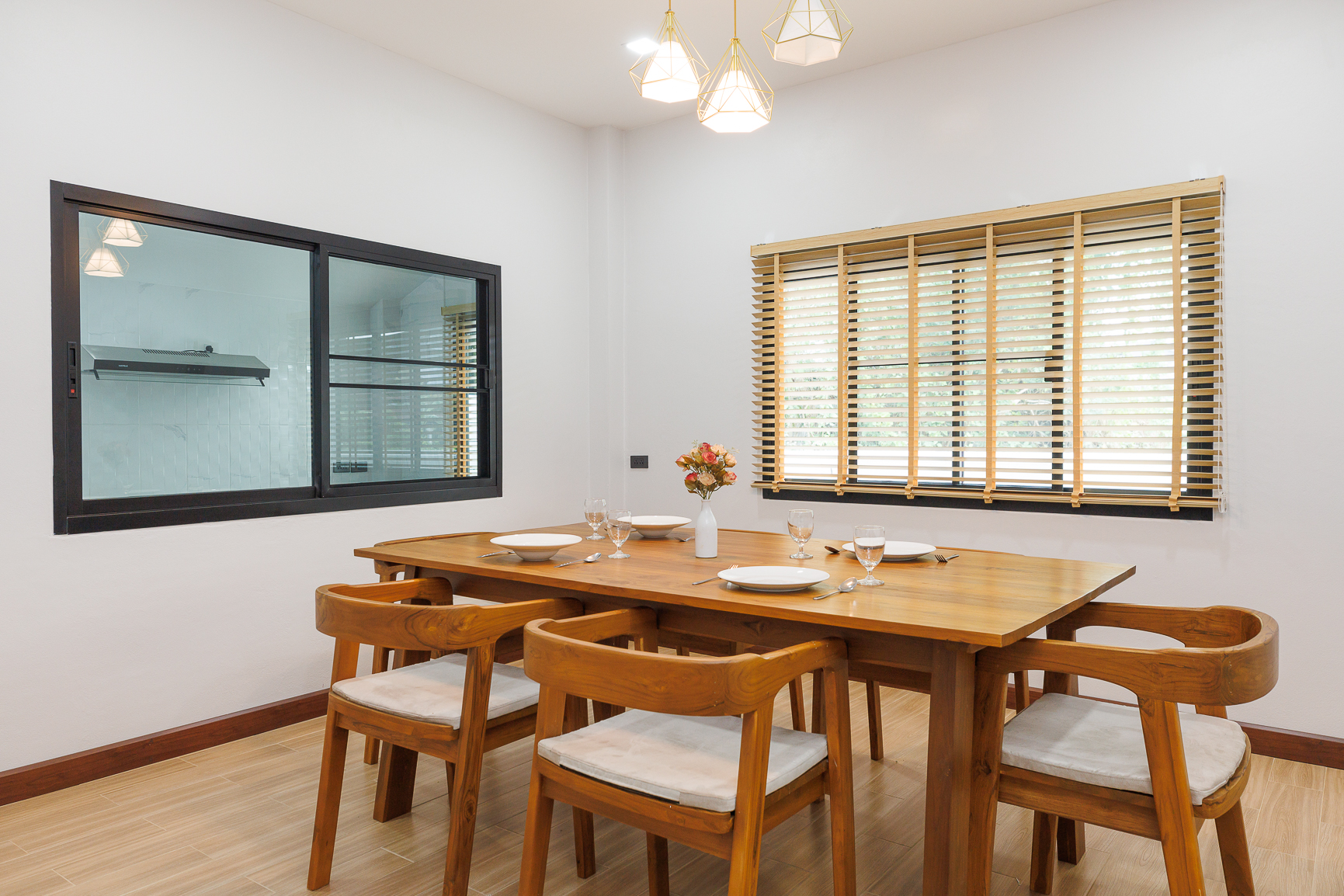 3 Bedroom House For Sale in Ban Luang, Chom Thong, Chiang Mai - Image 3