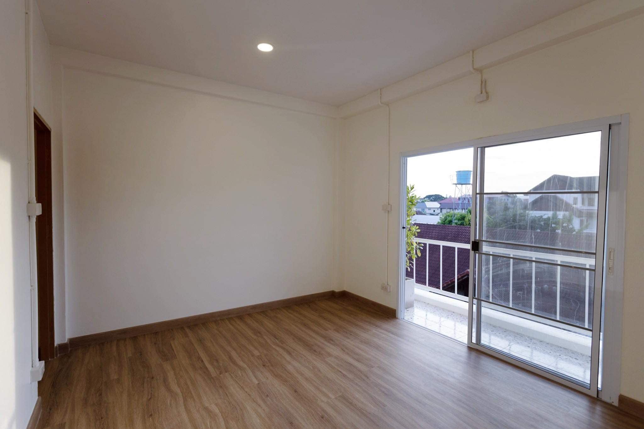 4 Bedroom Townhouse For Sale in Mae Hia, Mueang Chiang Mai, Chiang Mai - Image 10