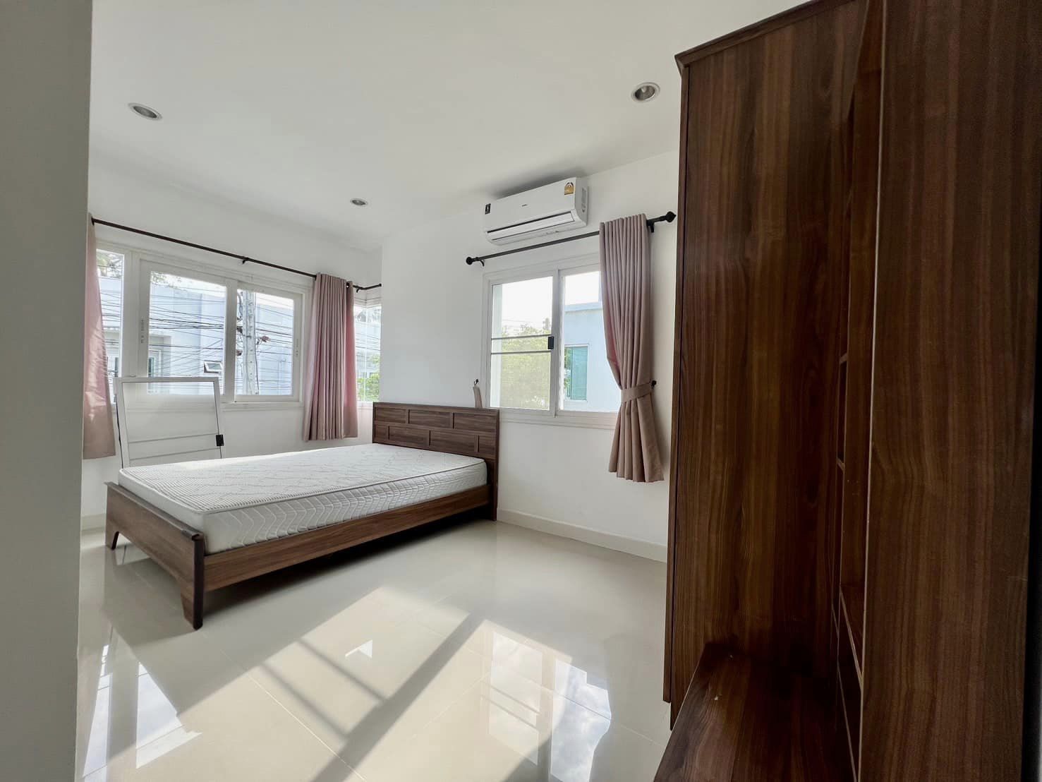 3 ห้องนอน ทาวน์เฮาส์ สำหรับเช่า ใน แม่เหียะ, เมืองเชียงใหม่, เชียงใหม่ - Image 4