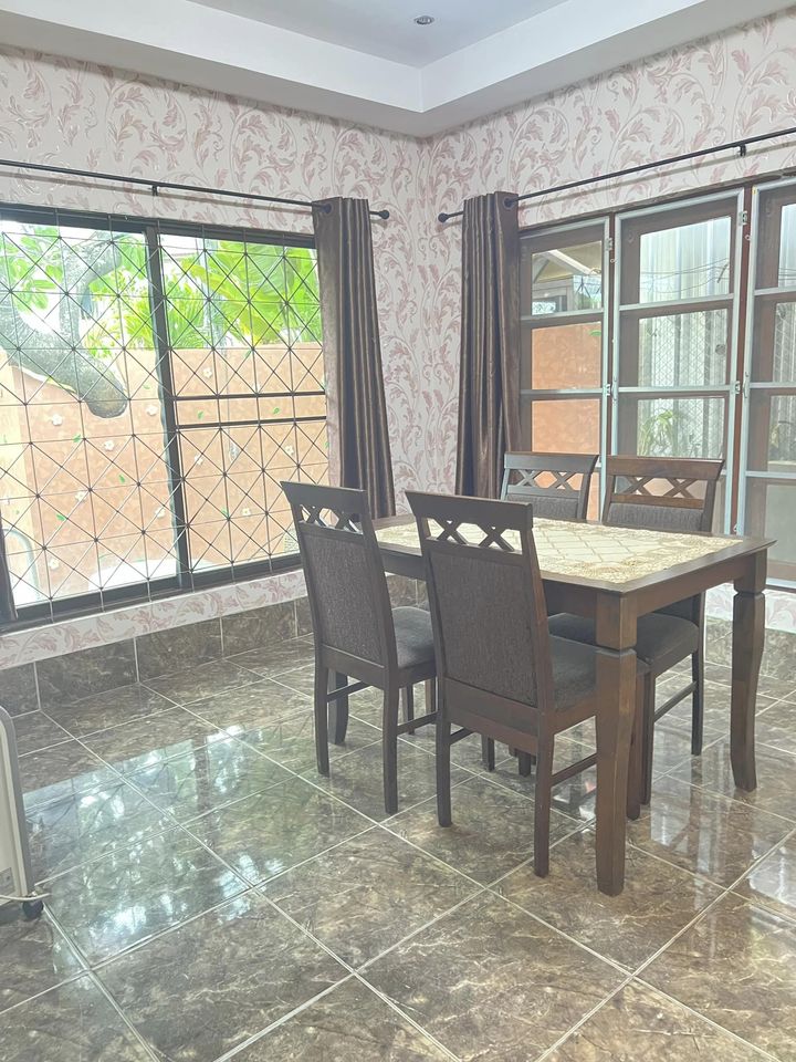 2 卧室 独立房屋  在  - Image 3