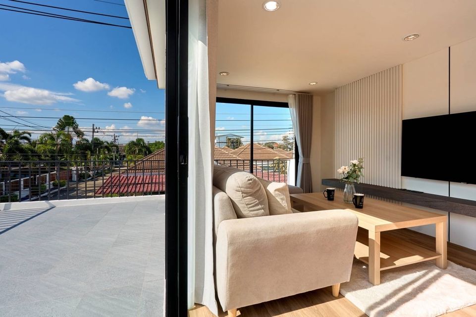 4 Bedroom House For Sale in Pa Daet, Mueang Chiang Mai, Chiang Mai - Image 15