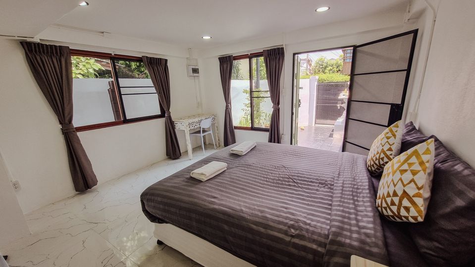 6 Bedroom House  in Chang Khlan, Mueang Chiang Mai, Chiang Mai - Image 13