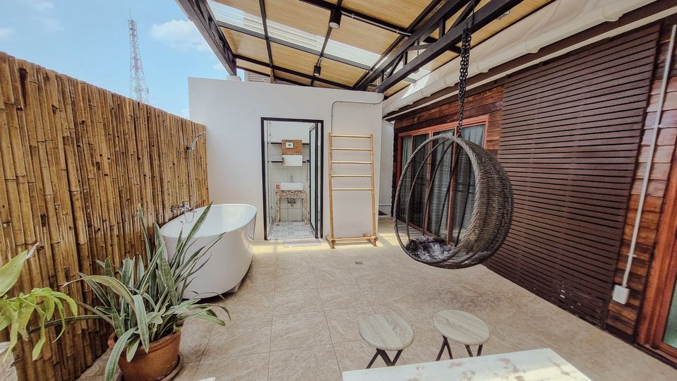 6 Bedroom House  in Chang Khlan, Mueang Chiang Mai, Chiang Mai - Image 10