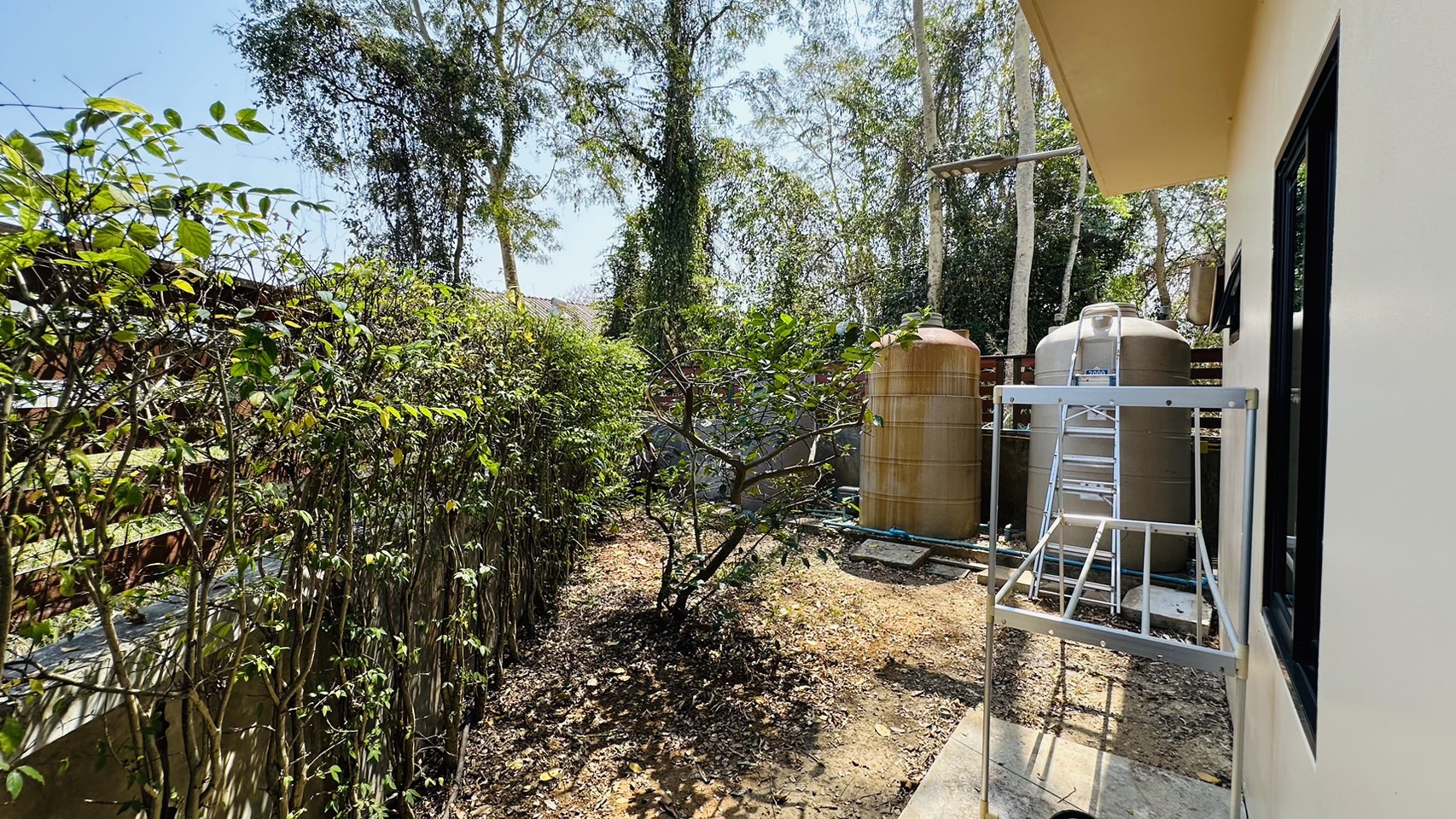 5 Bedroom House For Sale in San Phisuea, Mueang Chiang Mai, Chiang Mai - Image 8