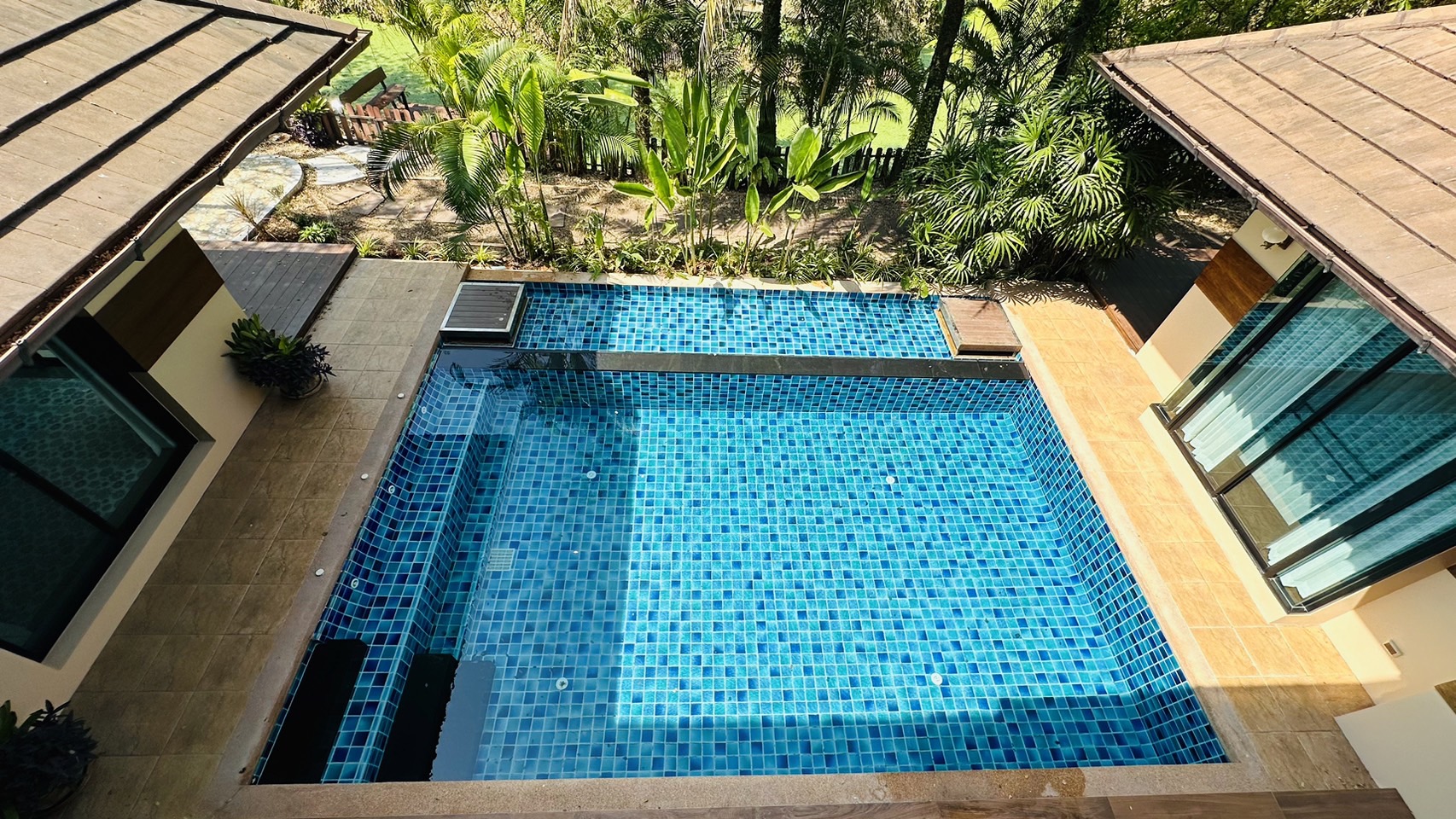 5 Bedroom House For Sale in San Phisuea, Mueang Chiang Mai, Chiang Mai - Image 2