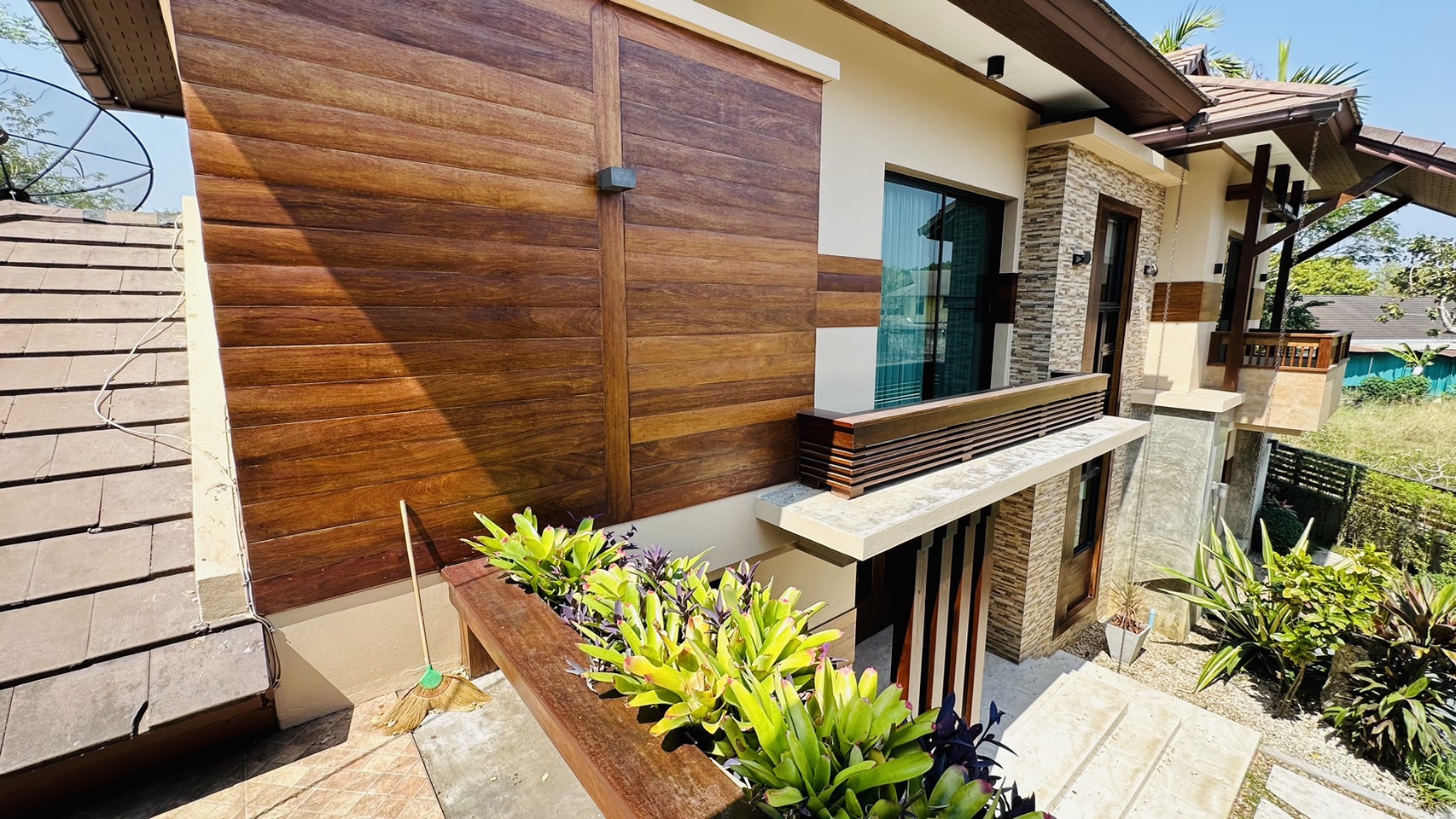 5 Bedroom House For Sale in San Phisuea, Mueang Chiang Mai, Chiang Mai - Image 10
