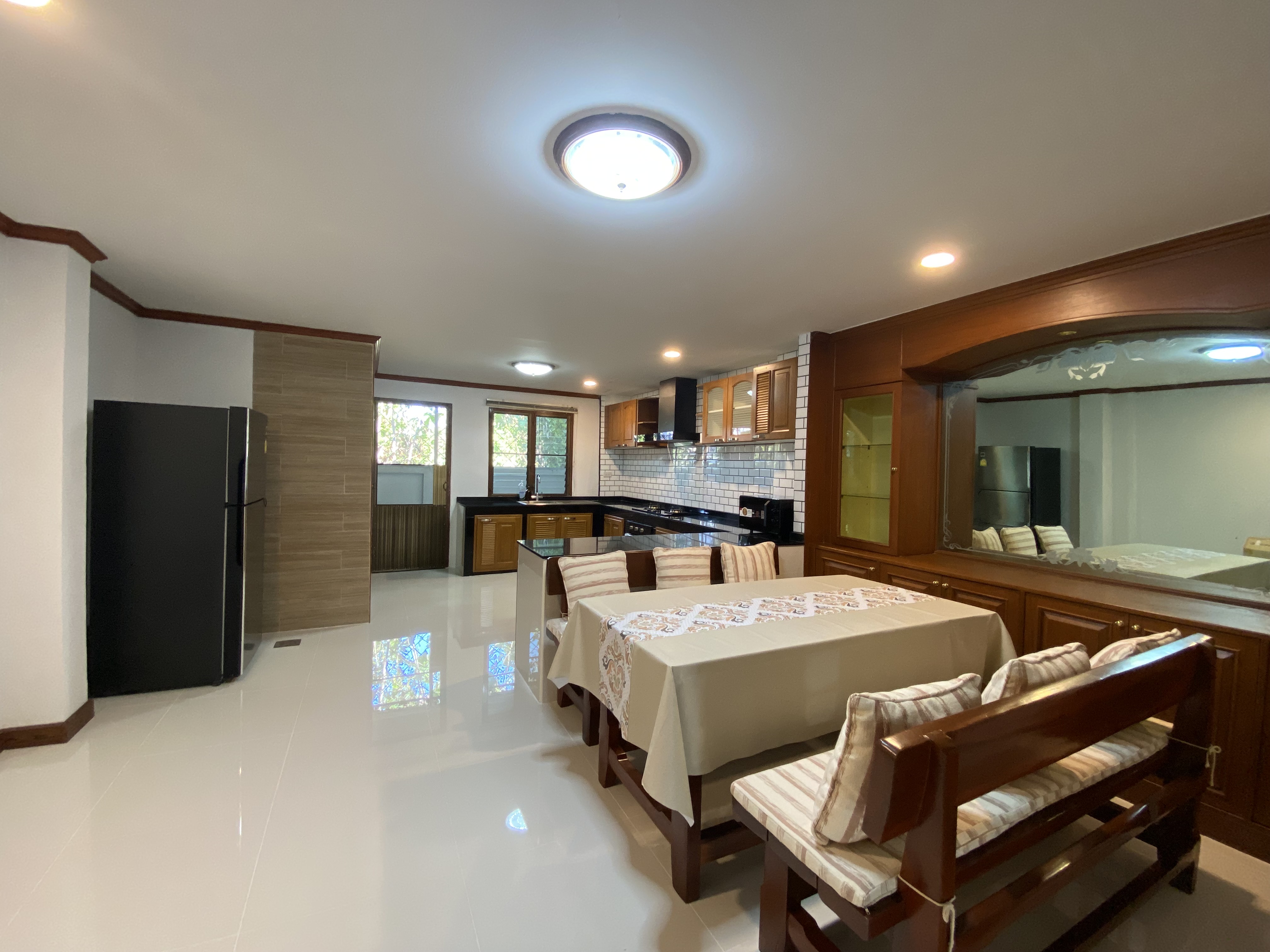 3 Bedroom House For Sale in Chang Phueak, Mueang Chiang Mai, Chiang Mai - Image 3