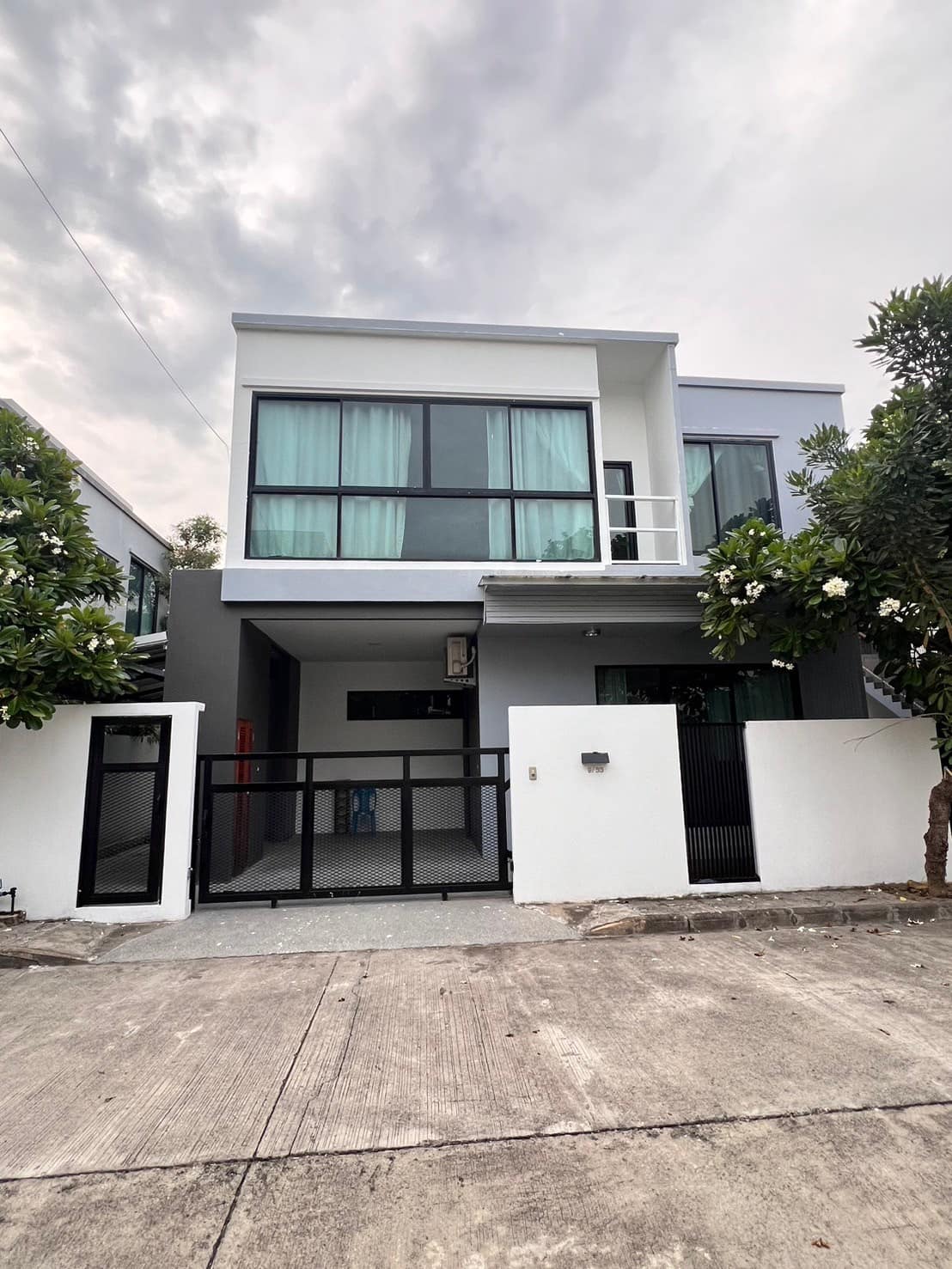 3 卧室 独立房屋  在  - Image 1