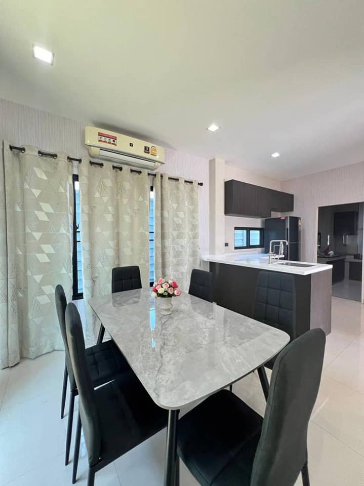 3 卧室 独立房屋  在  - Image 3