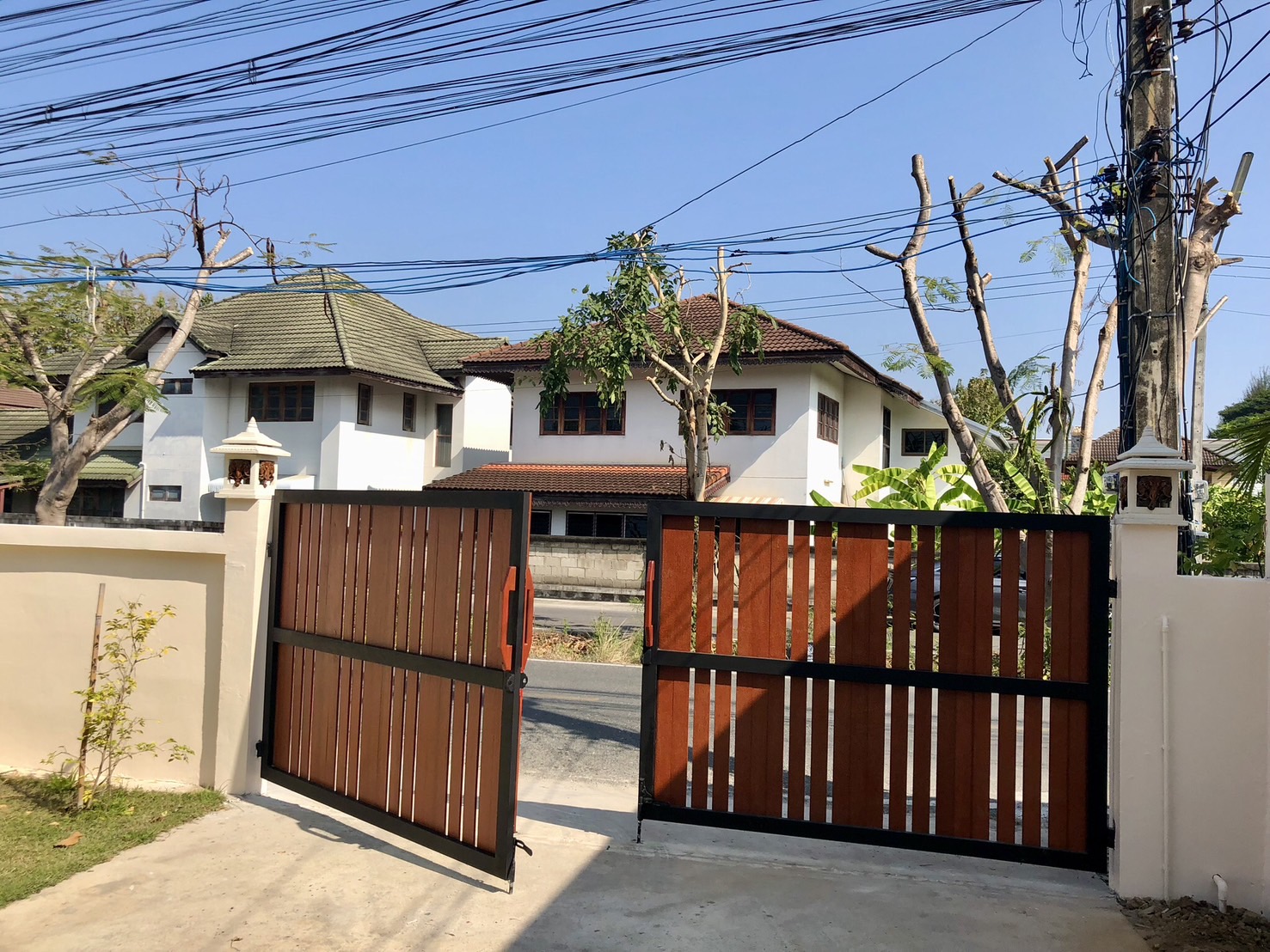 4 Bedroom House For Sale in Mae Hia, Mueang Chiang Mai, Chiang Mai - Image 4