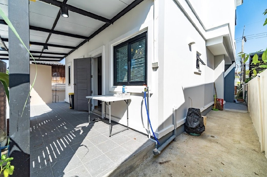 4 Bedroom House For Sale in Mae Hia, Mueang Chiang Mai, Chiang Mai - Image 1