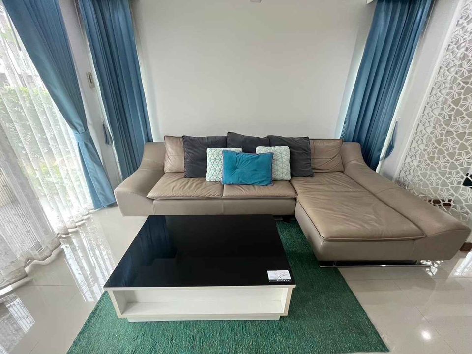 3 卧室 独立房屋  在  - Image 2