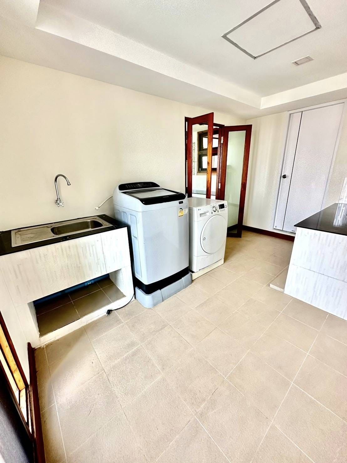 5 Bedroom Condo For Sale in Tha Sala, Mueang Chiang Mai, Chiang Mai - Image 9