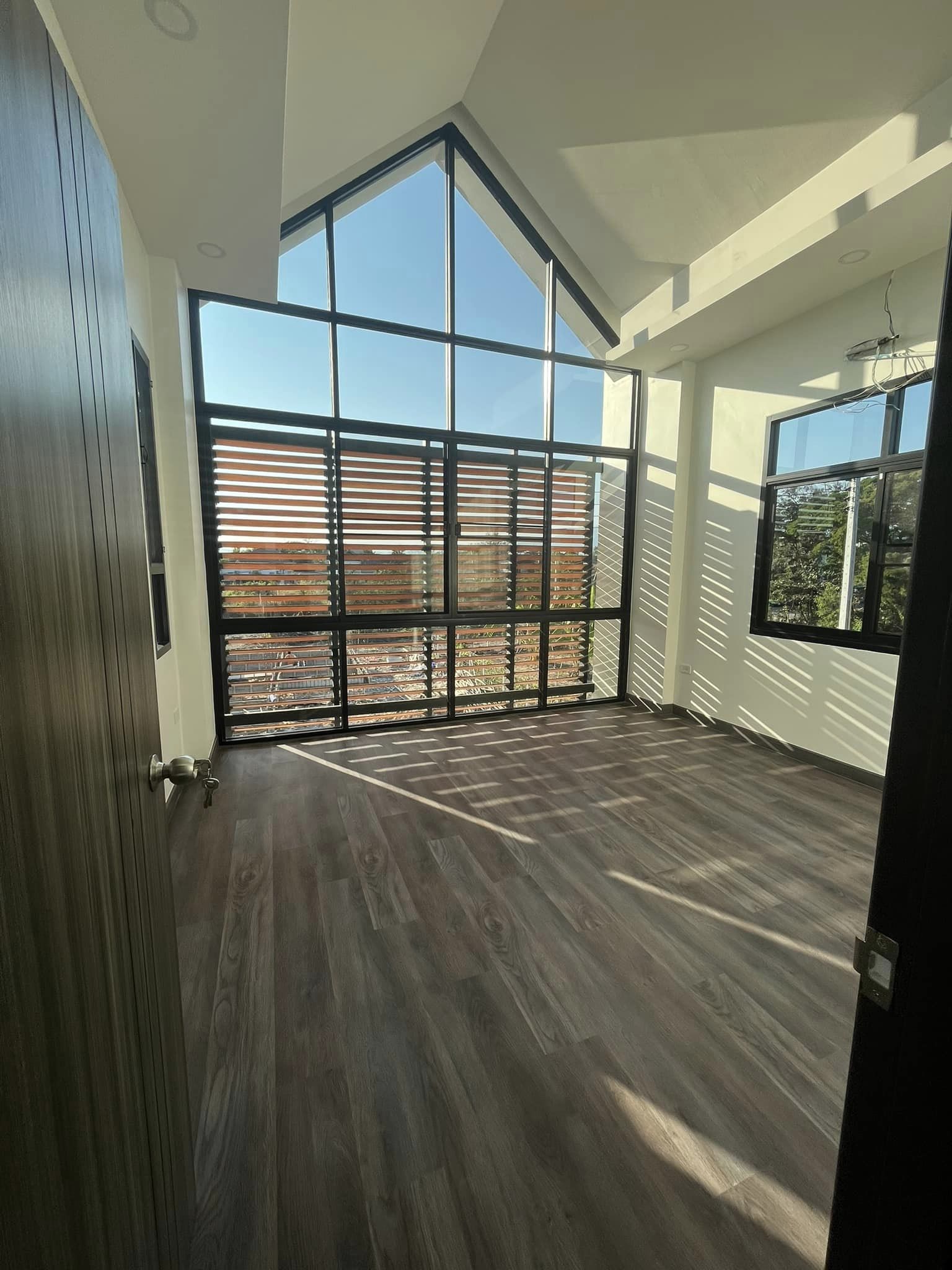 4 Bedroom House For Sale in Pa Daet, Mueang Chiang Mai, Chiang Mai - Image 10