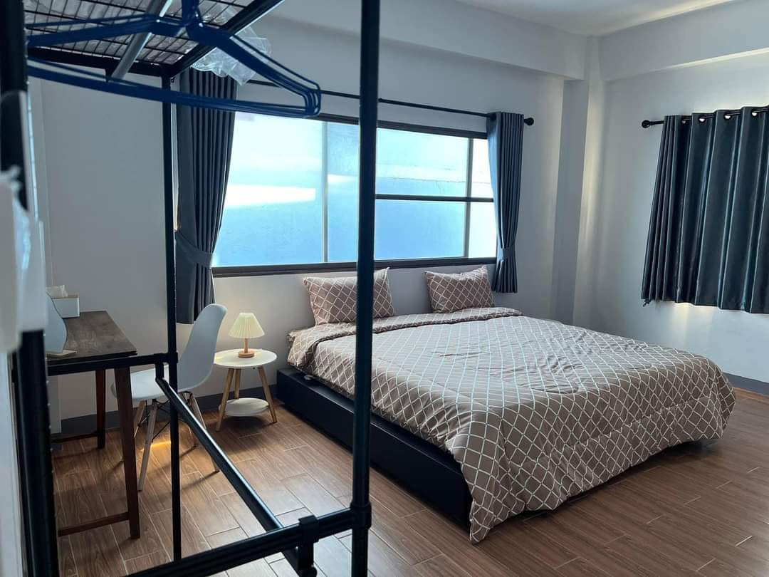  零售空间  在  - Image 2