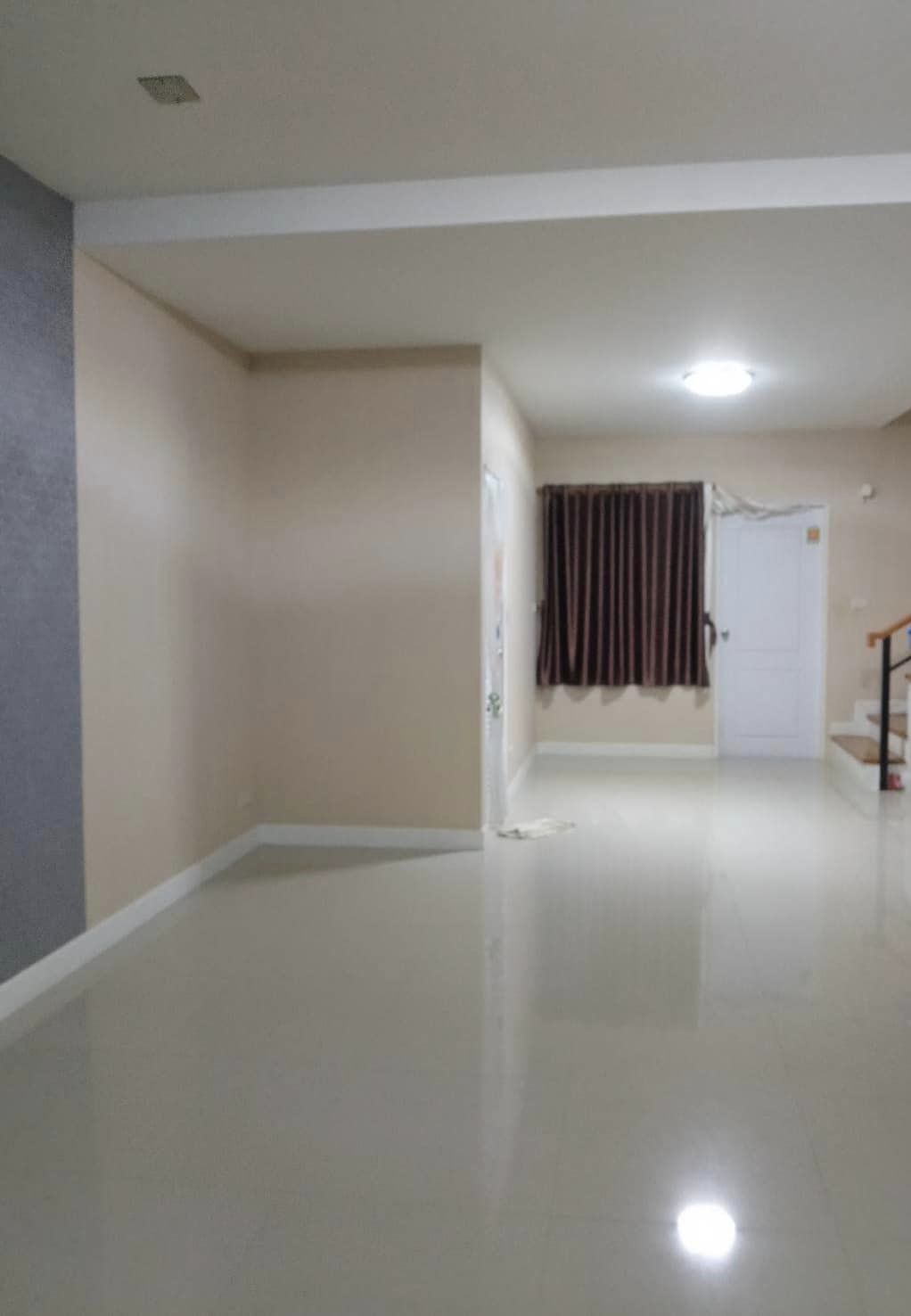 4 卧室 联排别墅  在  - Image 5