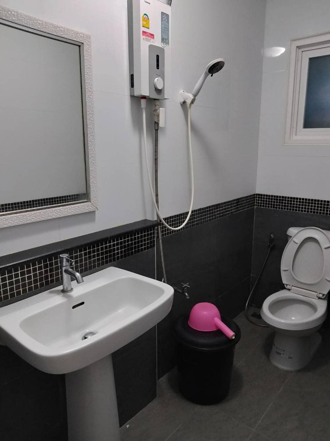 4 卧室 联排别墅  在  - Image 8