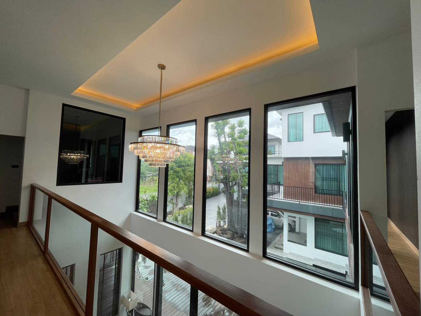 9 Bedroom House For Sale in San Phisuea, Mueang Chiang Mai, Chiang Mai - Image 12
