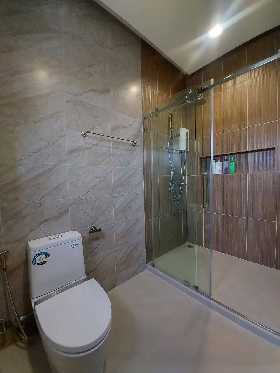 9 Bedroom House For Sale in San Phisuea, Mueang Chiang Mai, Chiang Mai - Image 17