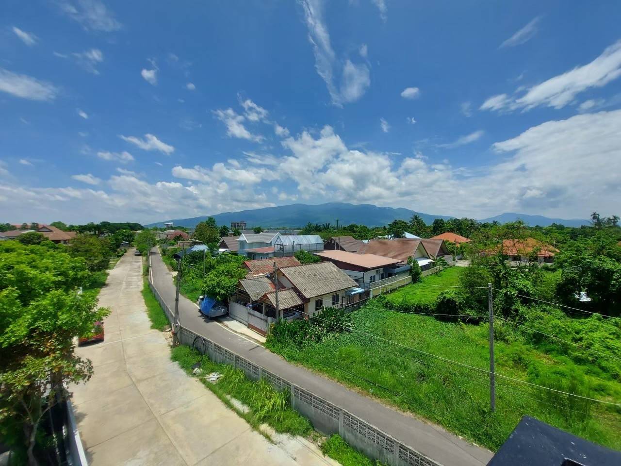 9 Bedroom House For Sale in San Phisuea, Mueang Chiang Mai, Chiang Mai - Image 14