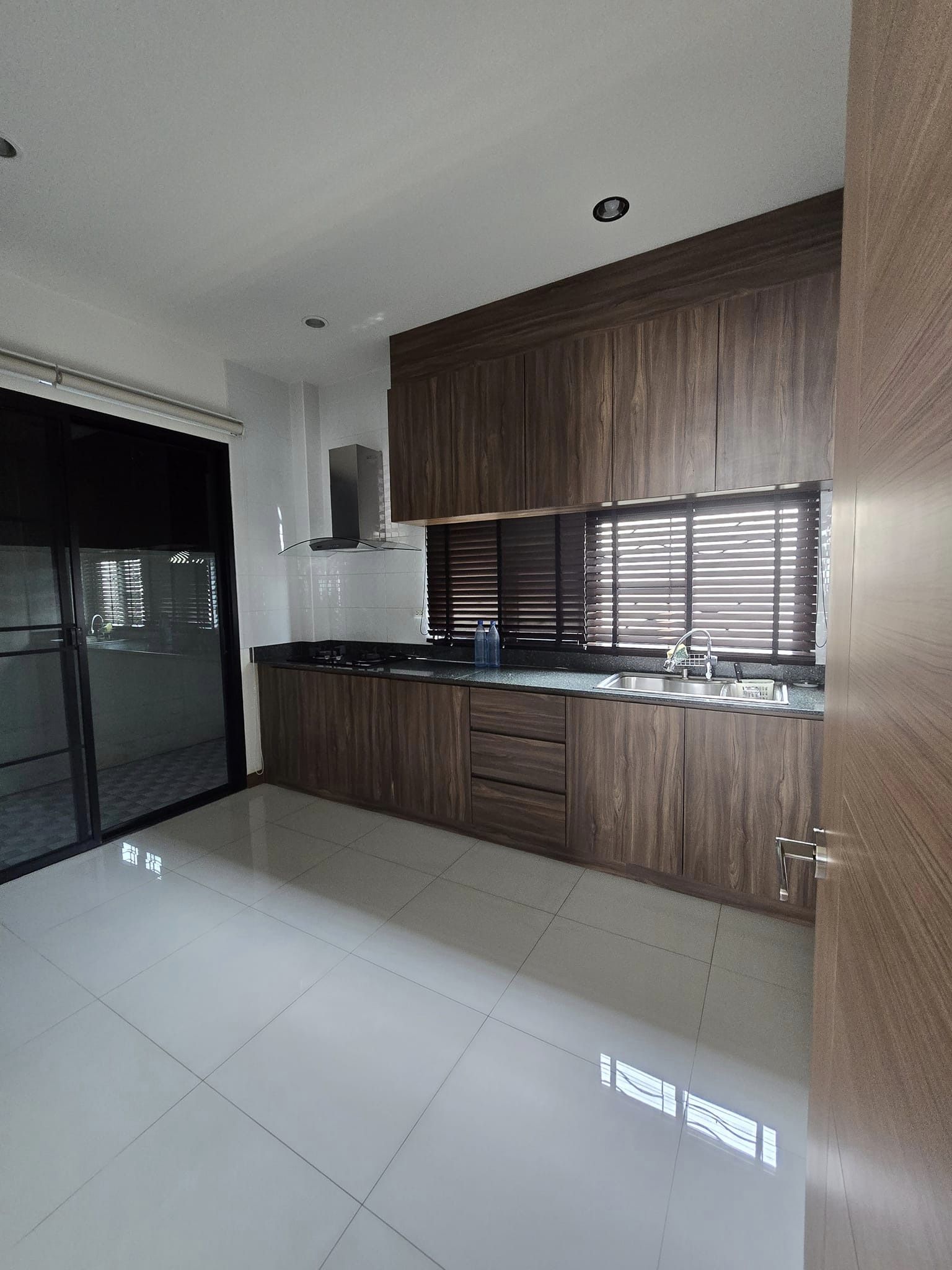 4 Bedroom House For Sale in Pa Daet, Mueang Chiang Mai, Chiang Mai - Image 9