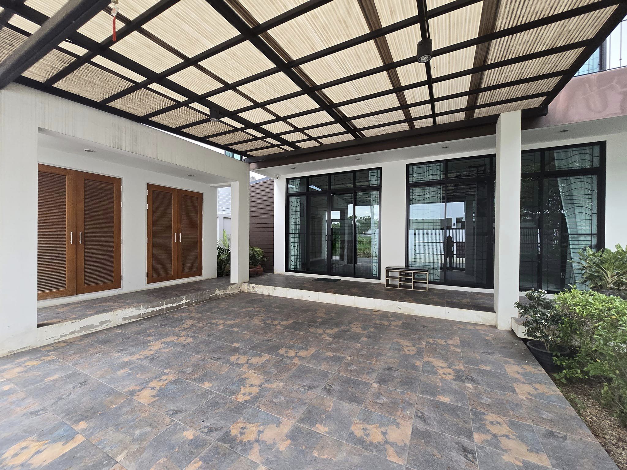 4 Bedroom House For Sale in Pa Daet, Mueang Chiang Mai, Chiang Mai - Image 2