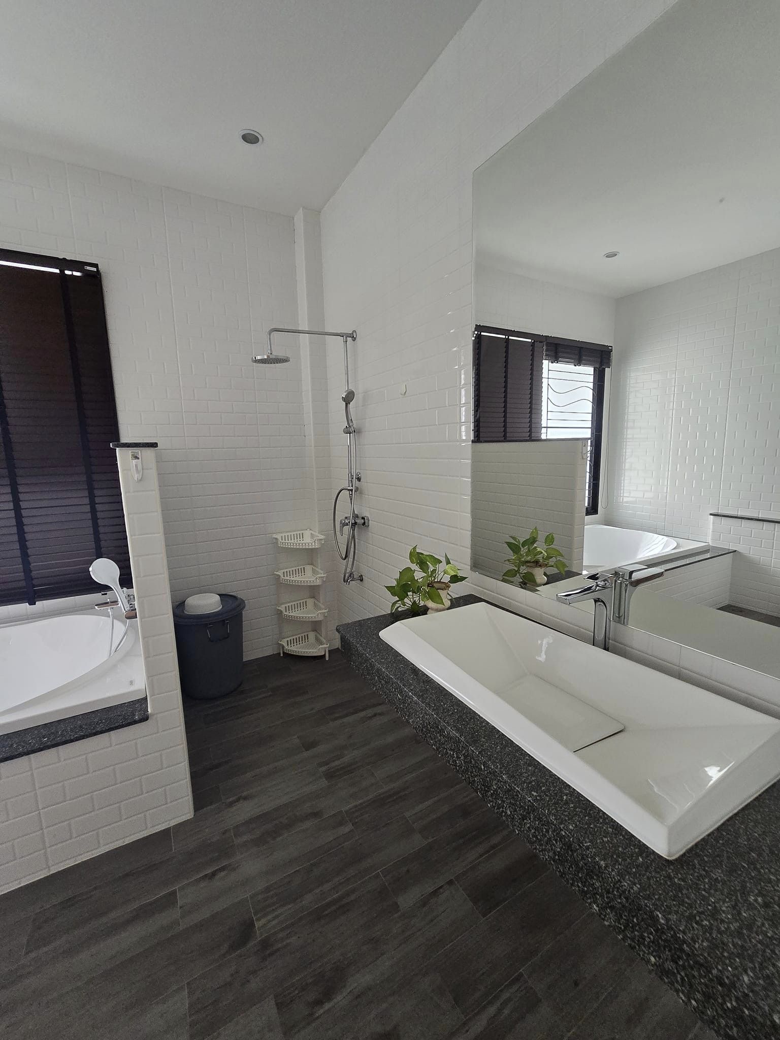 4 Bedroom House For Sale in Pa Daet, Mueang Chiang Mai, Chiang Mai - Image 17