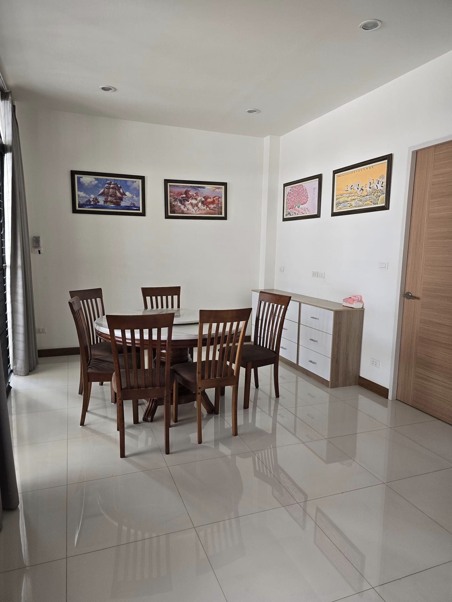 4 Bedroom House For Sale in Pa Daet, Mueang Chiang Mai, Chiang Mai - Image 11