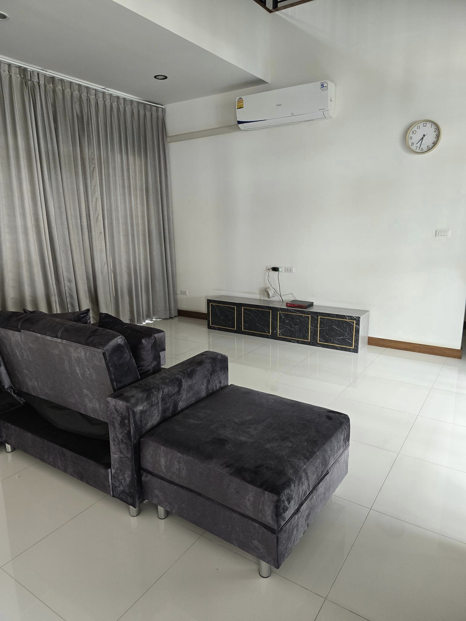 4 Bedroom House For Sale in Pa Daet, Mueang Chiang Mai, Chiang Mai - Image 5