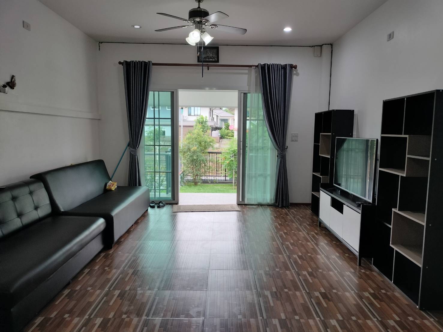 3 Bedroom House For Sale in Mae Hia, Mueang Chiang Mai, Chiang Mai - Image 2
