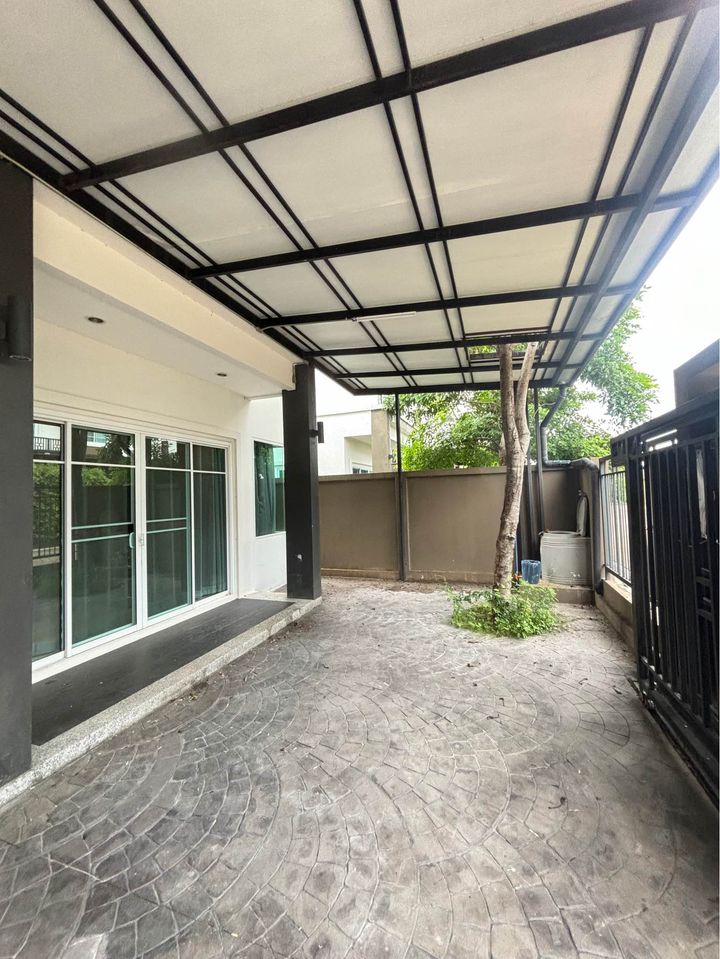 3 卧室 独立房屋  在  - Image 12