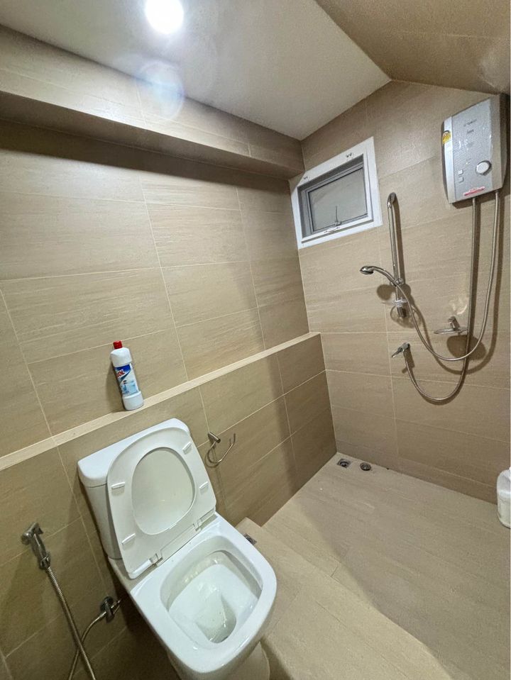 3 卧室 独立房屋  在  - Image 8