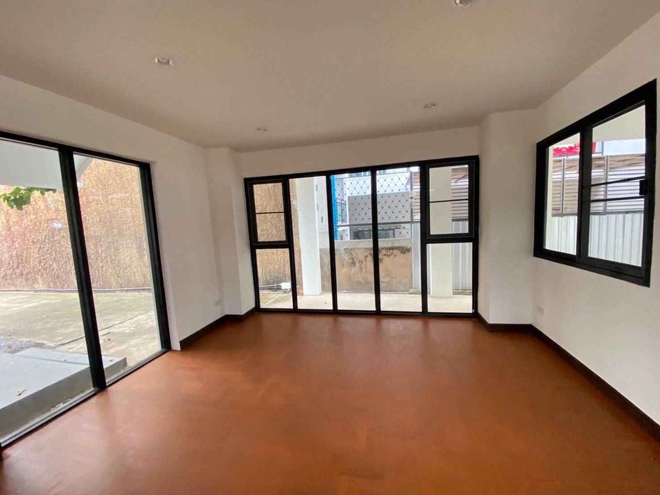 4 卧室 独立房屋  在  - Image 7