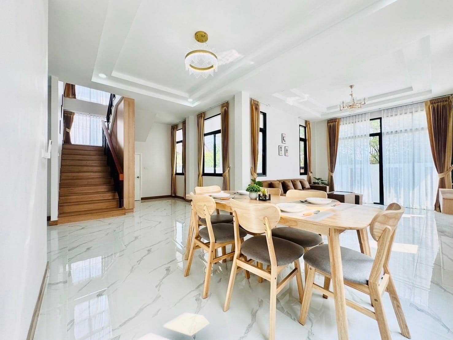 4 Bedroom House For Sale in Mae Hia, Mueang Chiang Mai, Chiang Mai - Image 4