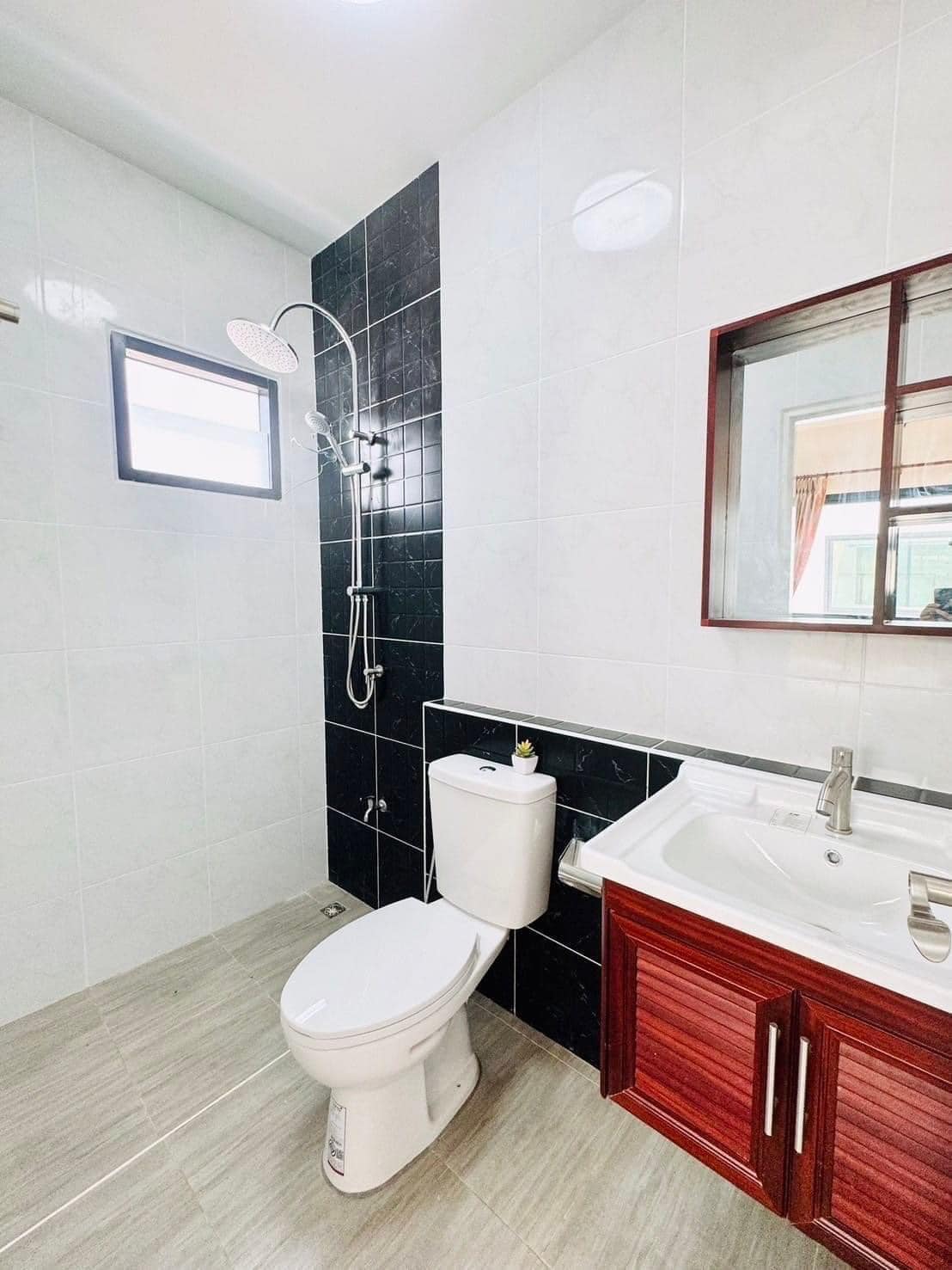 4 Bedroom House For Sale in Mae Hia, Mueang Chiang Mai, Chiang Mai - Image 12