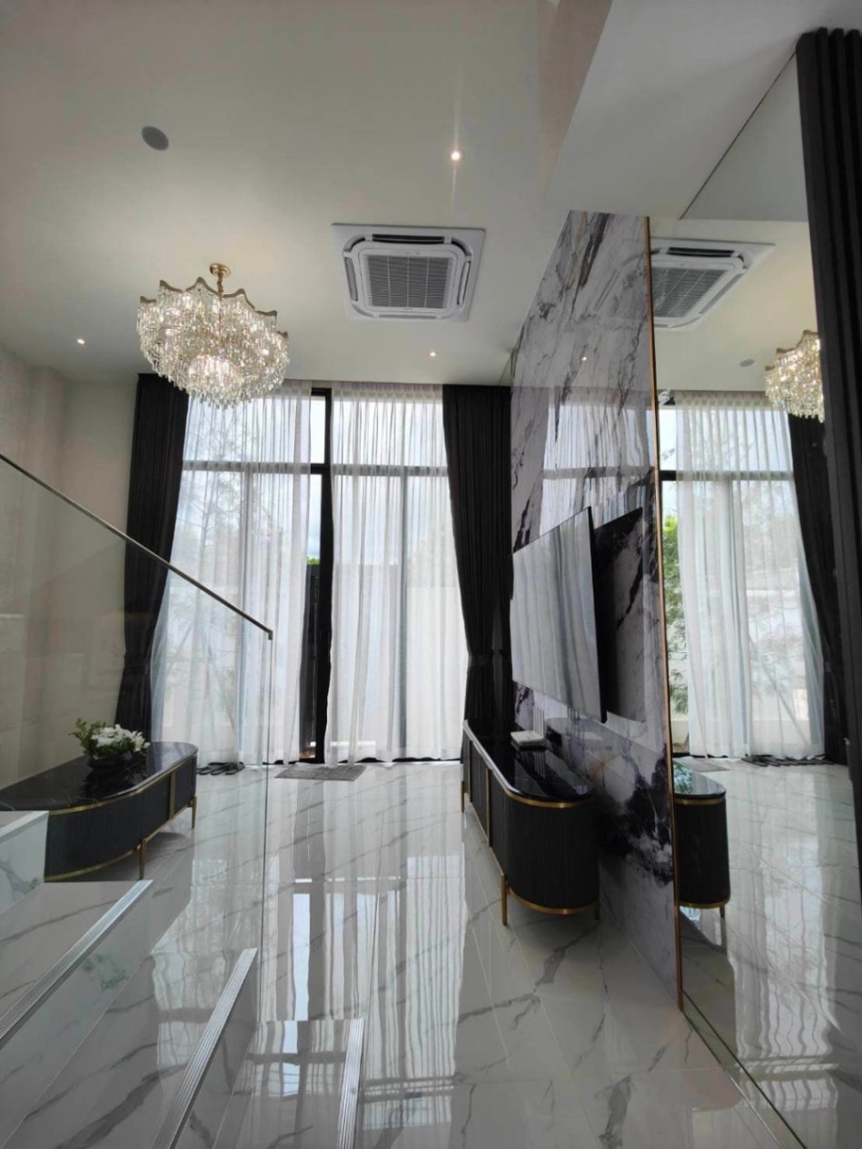 4 Bedroom House For Sale in Mae Hia, Mueang Chiang Mai, Chiang Mai - Image 6
